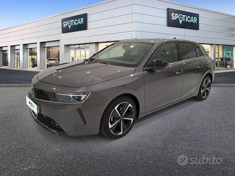 Grigio Usata 2023 Opel Astra Business Elegance Tre volumi | 16.500 € (Super prezzo) - Immagine 1/4