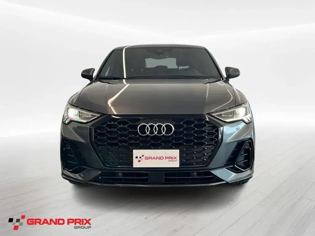 Usata Audi Q3 S-Line 150 CV (110 kW) 2022 Grigio SUV