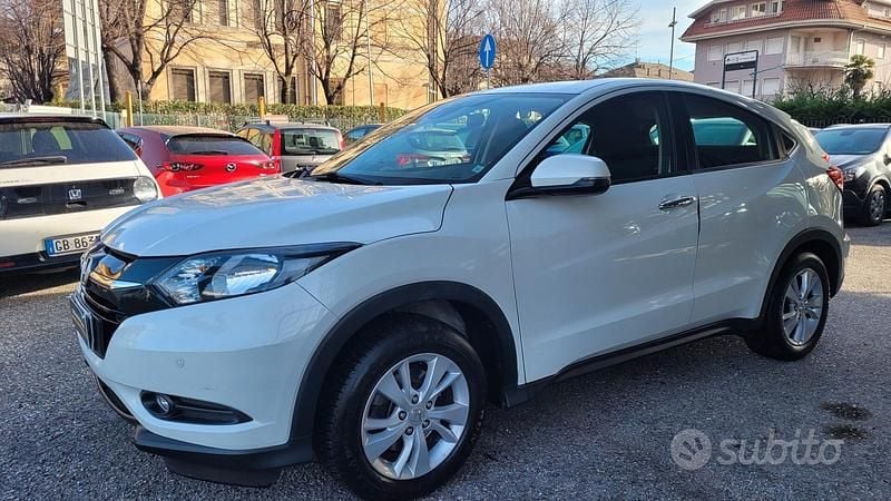 Usata Honda HR-V Elegance 182 CV (133 kW) 2018 Bianco SUV