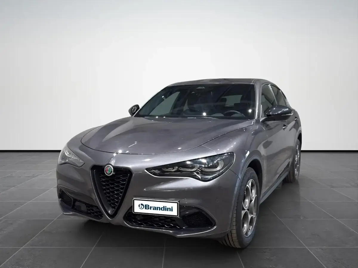 Usata Alfa Romeo Stelvio Sprint 209 CV (153 kW) 2025 SUV