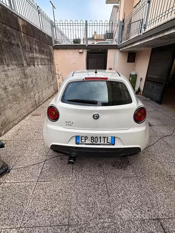 Usata Alfa Romeo MiTo 78 CV (57 kW) 2013 Bianco Utilitaria