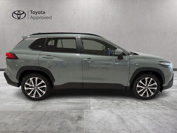 Nuova Toyota Corolla Cross Premium 179 CV (131 kW) 2026 Verde SUV