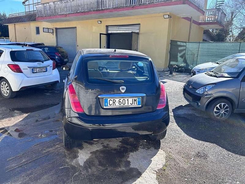 Usata Lancia Ypsilon 95 CV (69 kW) 2005 Utilitaria