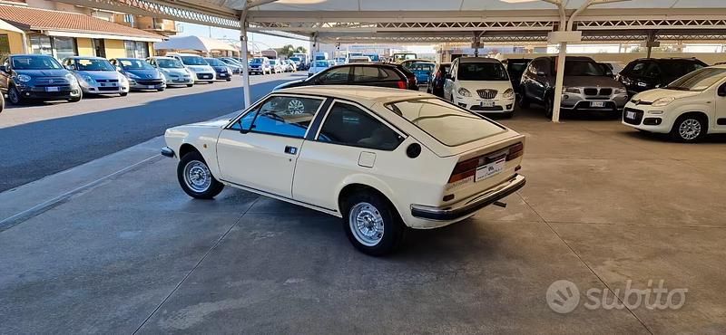 Usata Alfa Romeo Sprint Sprint 95 CV (69 kW) 1981 Beige Coupé