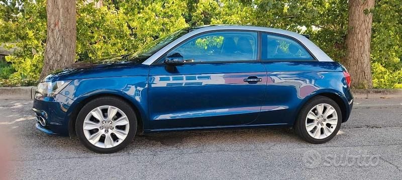 Usata Audi A1 Ambition 86 CV (63 kW) 2011 Blu Utilitaria