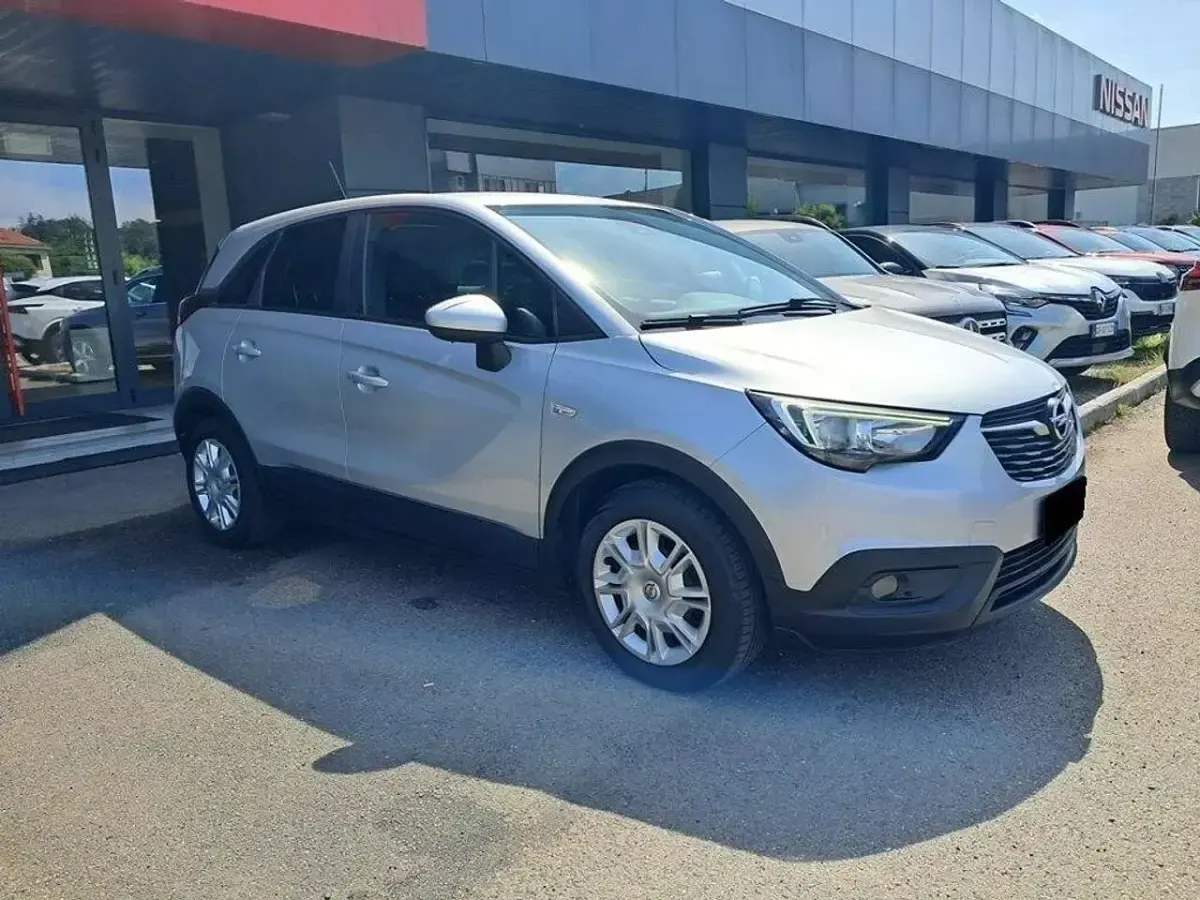 Usata Opel Crossland X Innovation 82 CV (60 kW) 2018 Grigio chiaro SUV