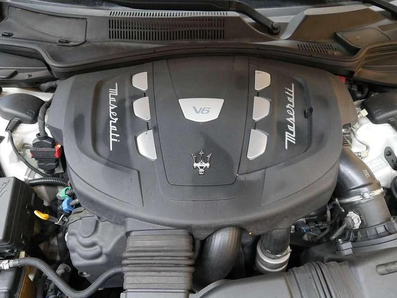 Usata Maserati Ghibli 250 CV (183 kW) 2015 Bianco Berlina
