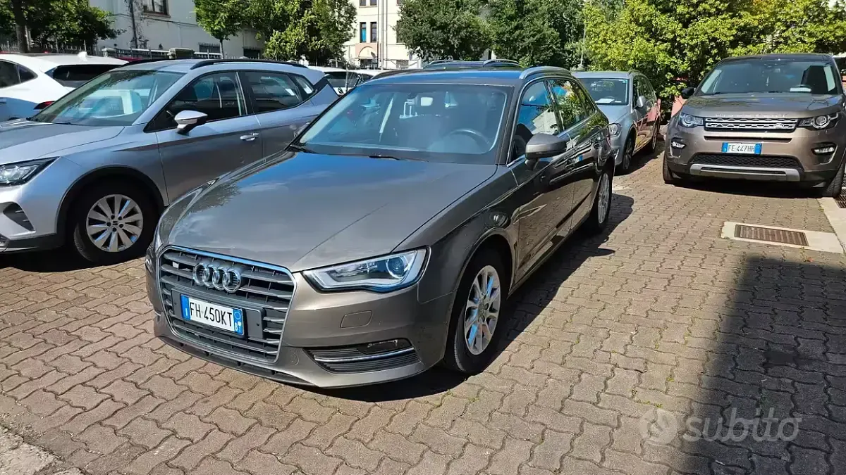Usata Audi A3 Business 110 CV (80 kW) 2016 Marrone Berlina