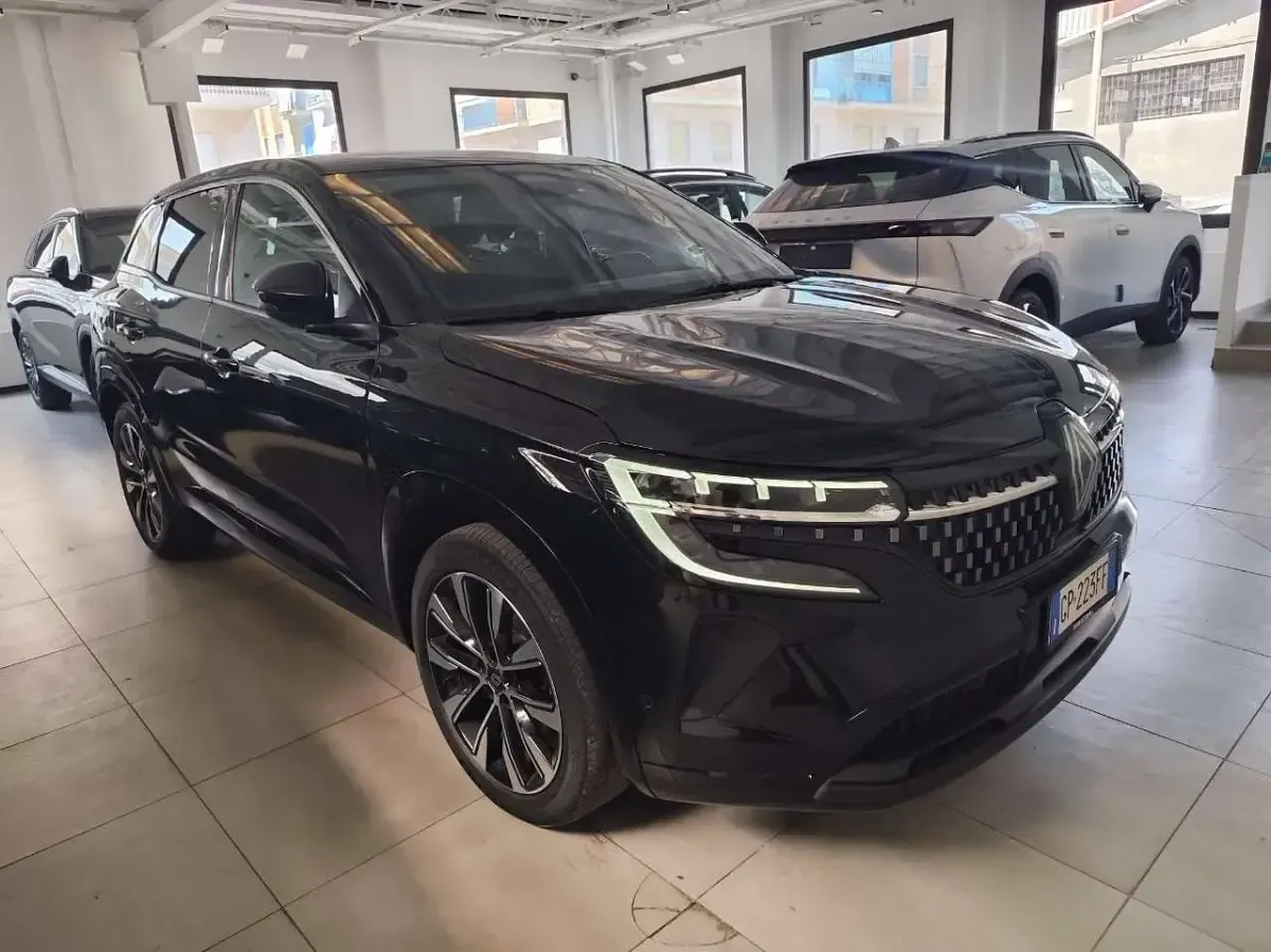 Usata Renault Austral Techno 158 CV (116 kW) 2023 Nero SUV