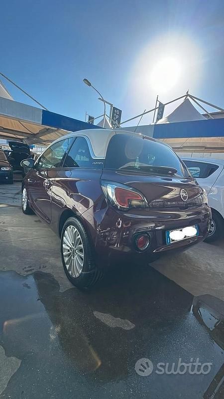 Usata Opel Adam 87 CV (63 kW) 2014 Viola Utilitaria