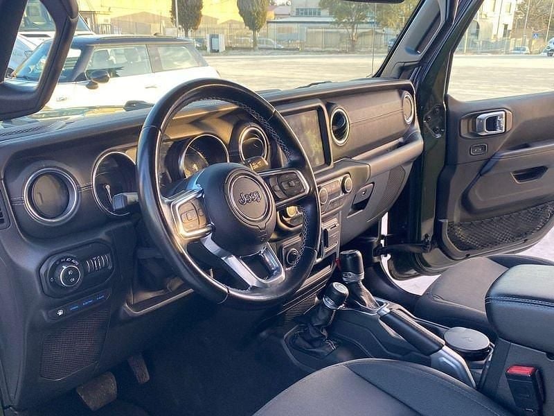 Usata Jeep Wrangler Unlimited Sahara 379 CV (278 kW) 2022 Verde SUV