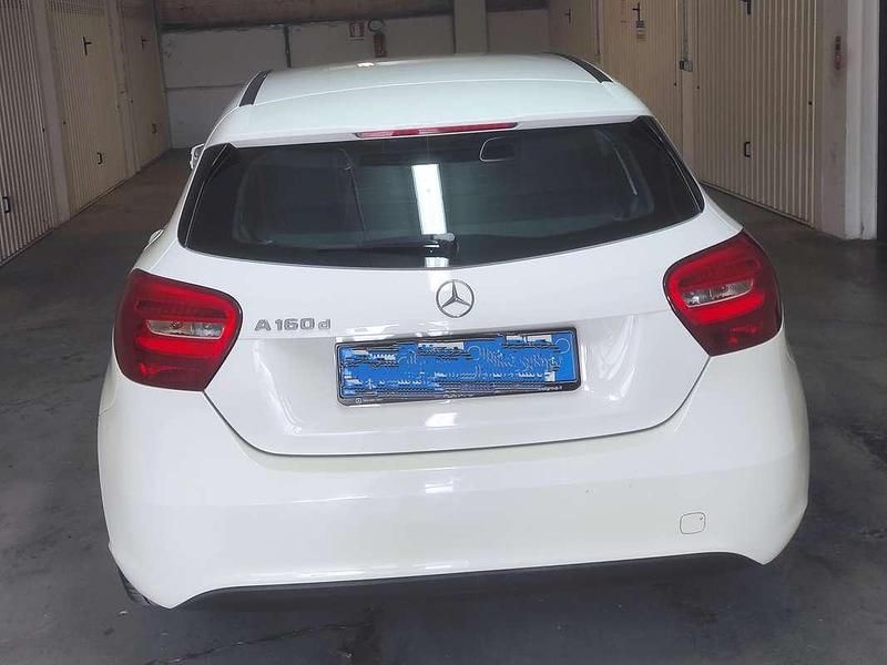 Usata Mercedes A160 Business 90 CV (66 kW) 2016 Bianco Berlina