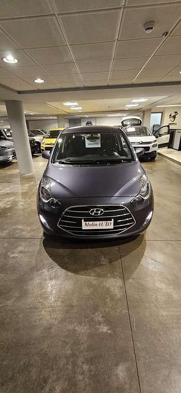 Usata Hyundai ix20 118 CV (86 kW) 2019 Blu/azzurro Utilitaria