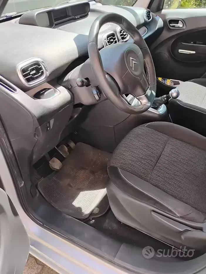Usata Citroën C3 Picasso 95 CV (69 kW) 2011 Grigio Monovolume