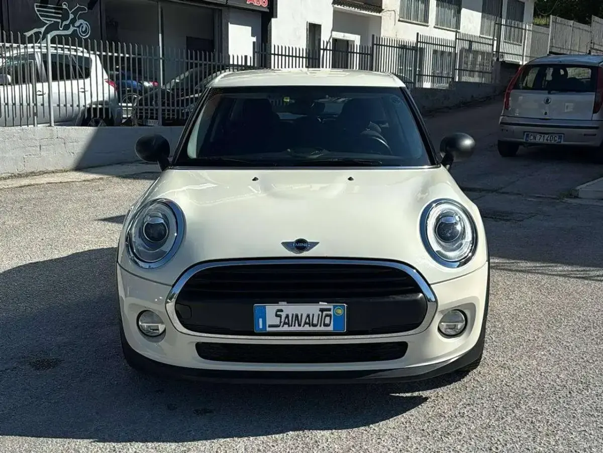 Usata Mini One D 95 CV (69 kW) 2015 Bianco Utilitaria