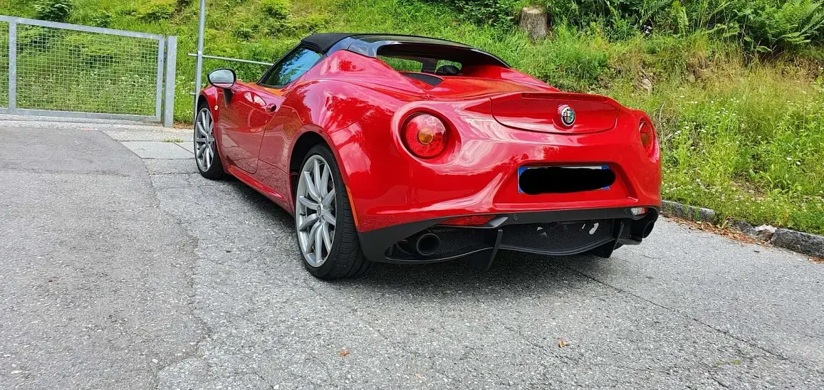 Usata Alfa Romeo 4C Spider 241 CV (177 kW) 2016 Cabrio