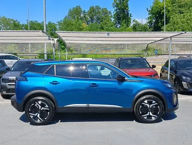 Nuova Peugeot 2008 Allure 101 CV (74 kW) 2026 Blu obsession metallizzato SUV