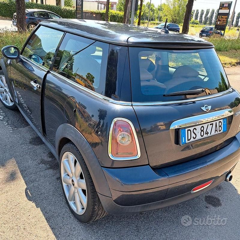 Usata Mini Cooper Coupé 2008 Nero Coupé