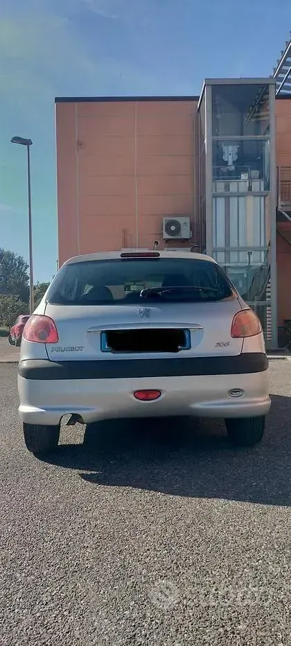 Usata Peugeot 206 60 CV (44 kW) 2004 Grigio Berlina