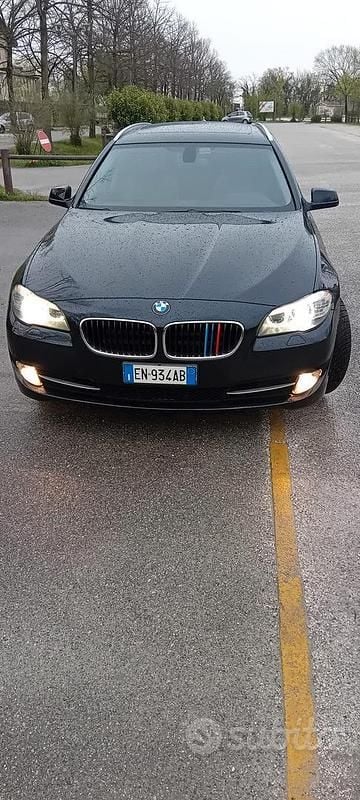 Usata BMW 525 218 CV (160 kW) 2011 Blu Station wagon