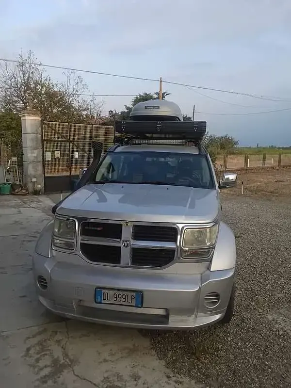 Usata Dodge Nitro SXT 177 CV (130 kW) 2008 SUV