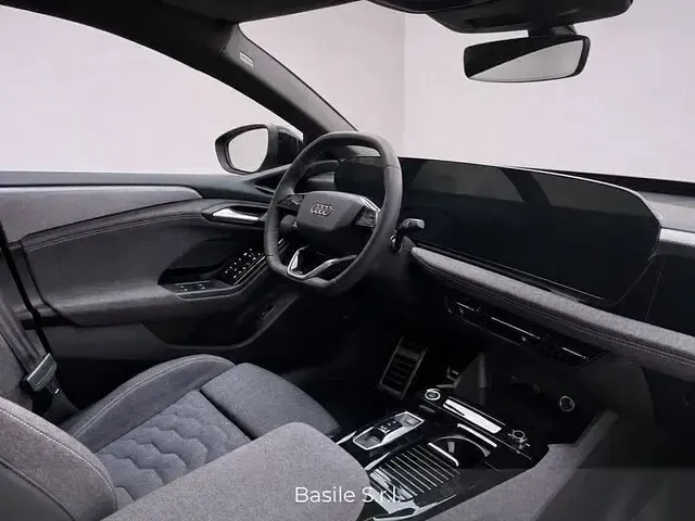 Usata Audi A6 e-tron S-Line 339 kW (462 CV) 2025 Grigio Berlina