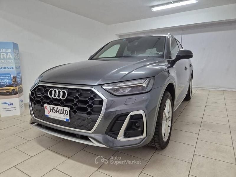 Usata Audi Q5 S-Line 204 CV (150 kW) 2022 Daytonagrau perleffekt SUV