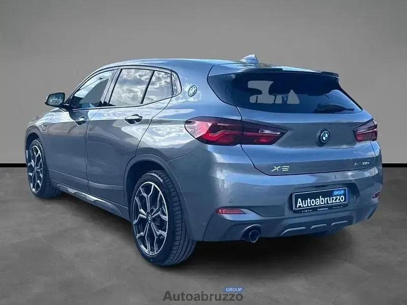 Begagnad BMW X2 M Sport 220 HK (161 kW) 2022 Grå SUV