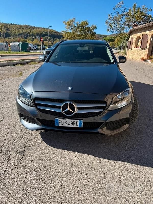Usata Mercedes C180 116 CV (85 kW) 2016 Grigio Berlina