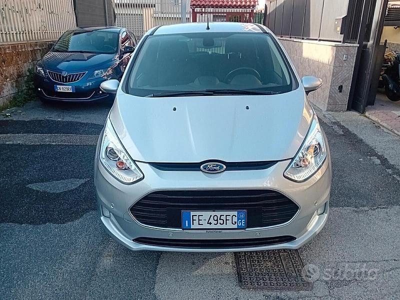 Usata Ford B-MAX Titanium X 100 CV (73 kW) 2016 Grigio Monovolume