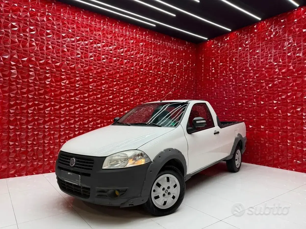 Usata Fiat Strada 95 CV (69 kW) 2013 Pick-up