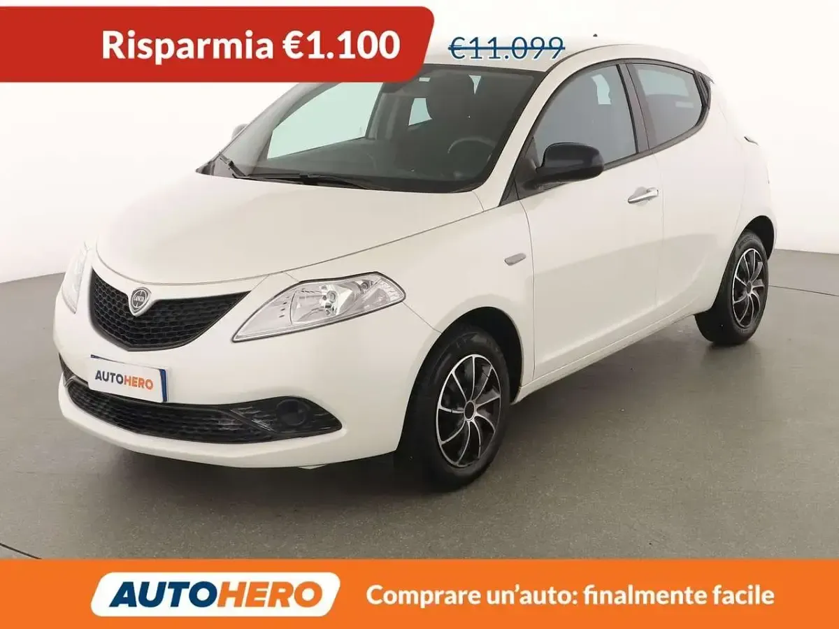 Usata Lancia Ypsilon Gold 70 CV (51 kW) 2019 Utilitaria