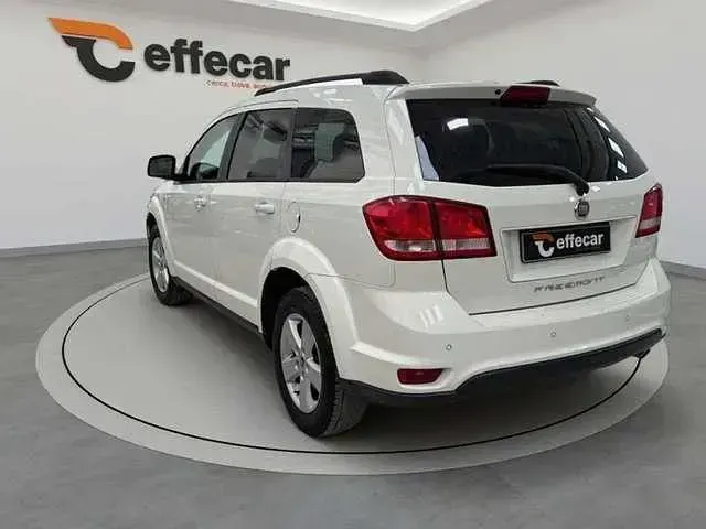 Usata Fiat Freemont Urban 140 CV (102 kW) 2011 Bianco SUV