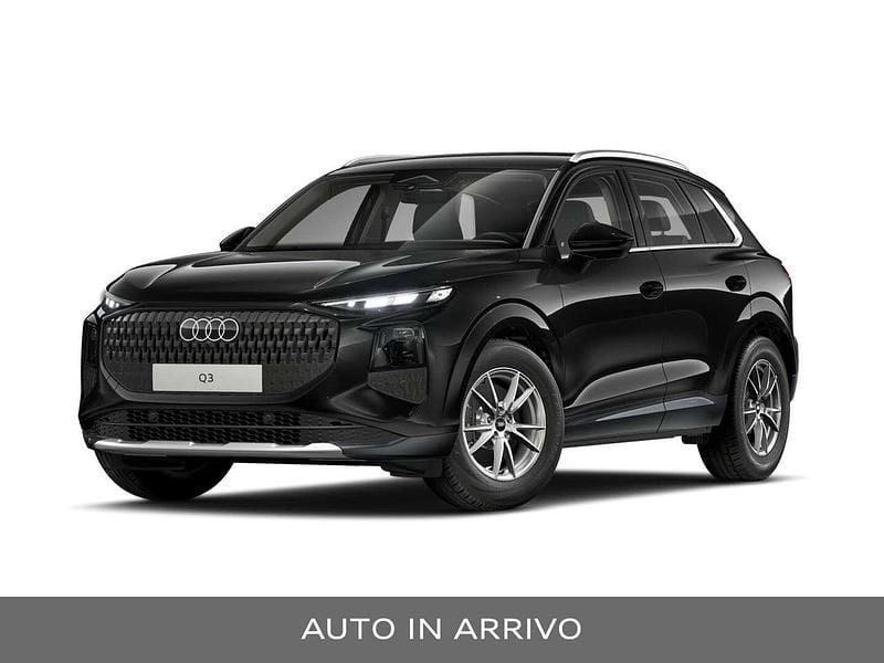 Nuova Audi Q3 Business 150 CV (110 kW) 2026 Nero mito metallizzato SUV