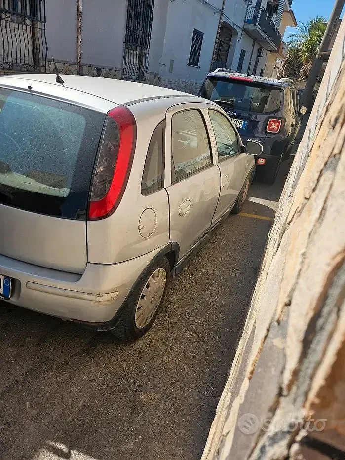 Usata Opel Corsa 60 CV (44 kW) 2004 Utilitaria