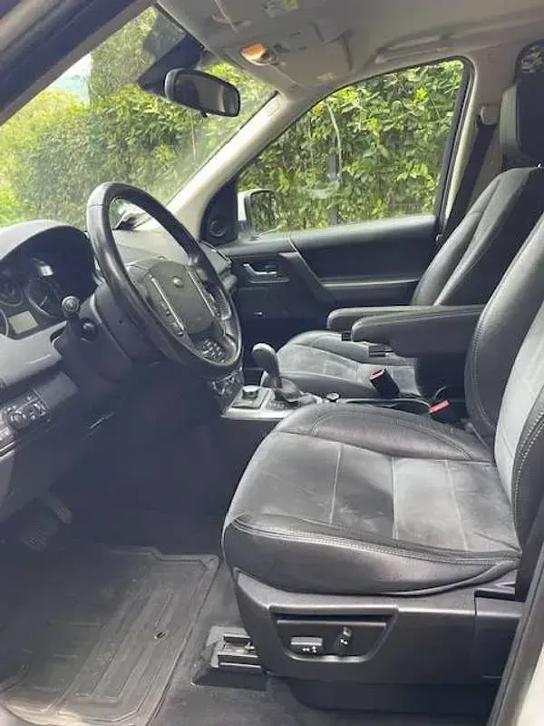 Usata Land Rover Freelander 2 190 CV (139 kW) 2012 Bianco SUV