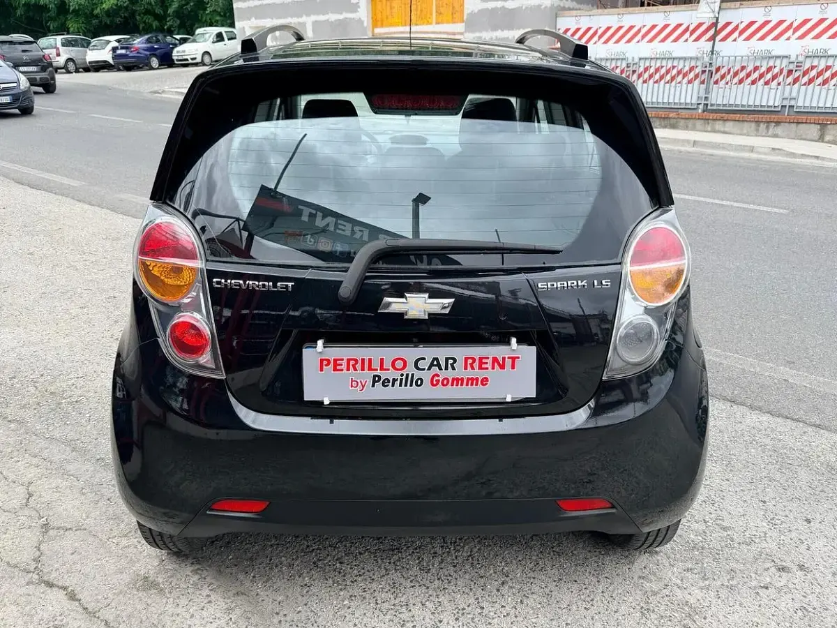 Usata Chevrolet Spark 68 CV (50 kW) 2010 Nero Utilitaria