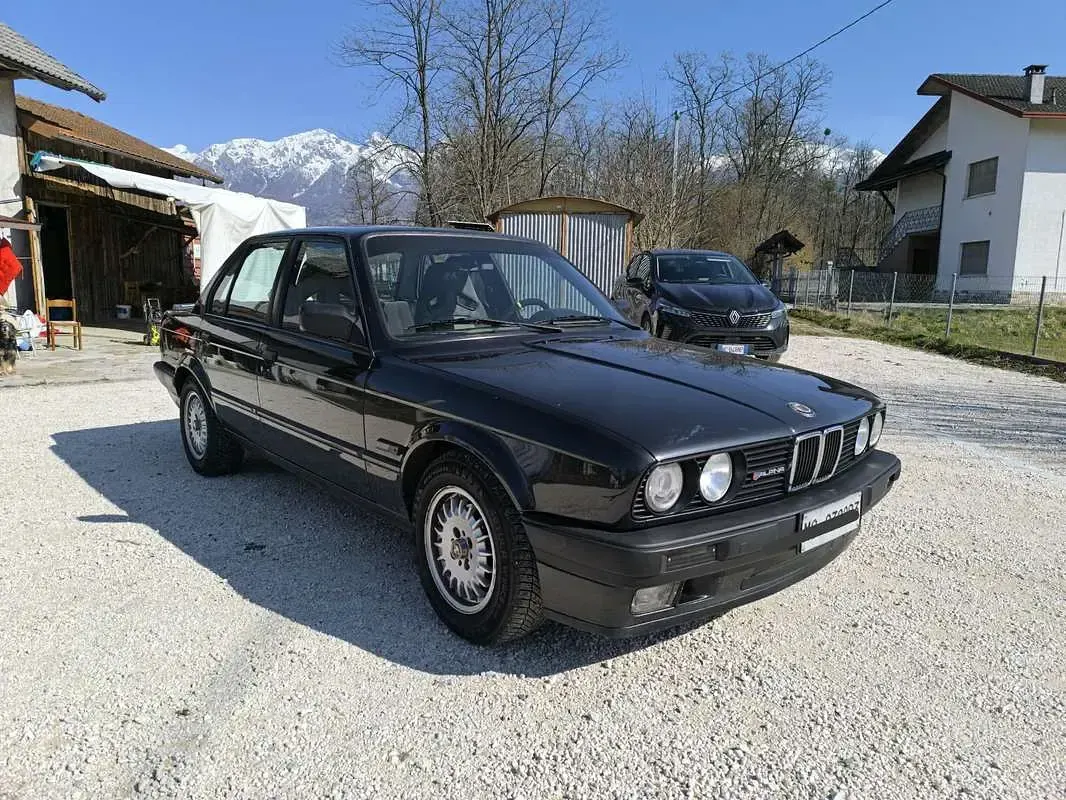 Usata BMW 320 Efficient Dynamics 209 CV (153 kW) 1989 Nero Berlina