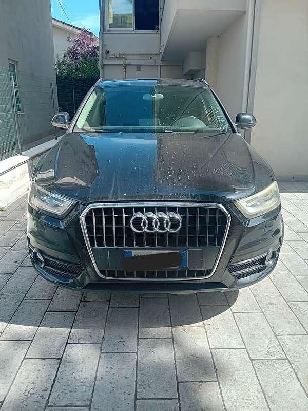 Usata Audi Q3 Business Plus 140 CV (102 kW) 2013 Nero SUV