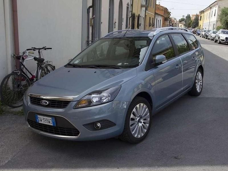 Usata Ford Focus Style 90 CV (66 kW) 2009 Blu/azzurro Station wagon