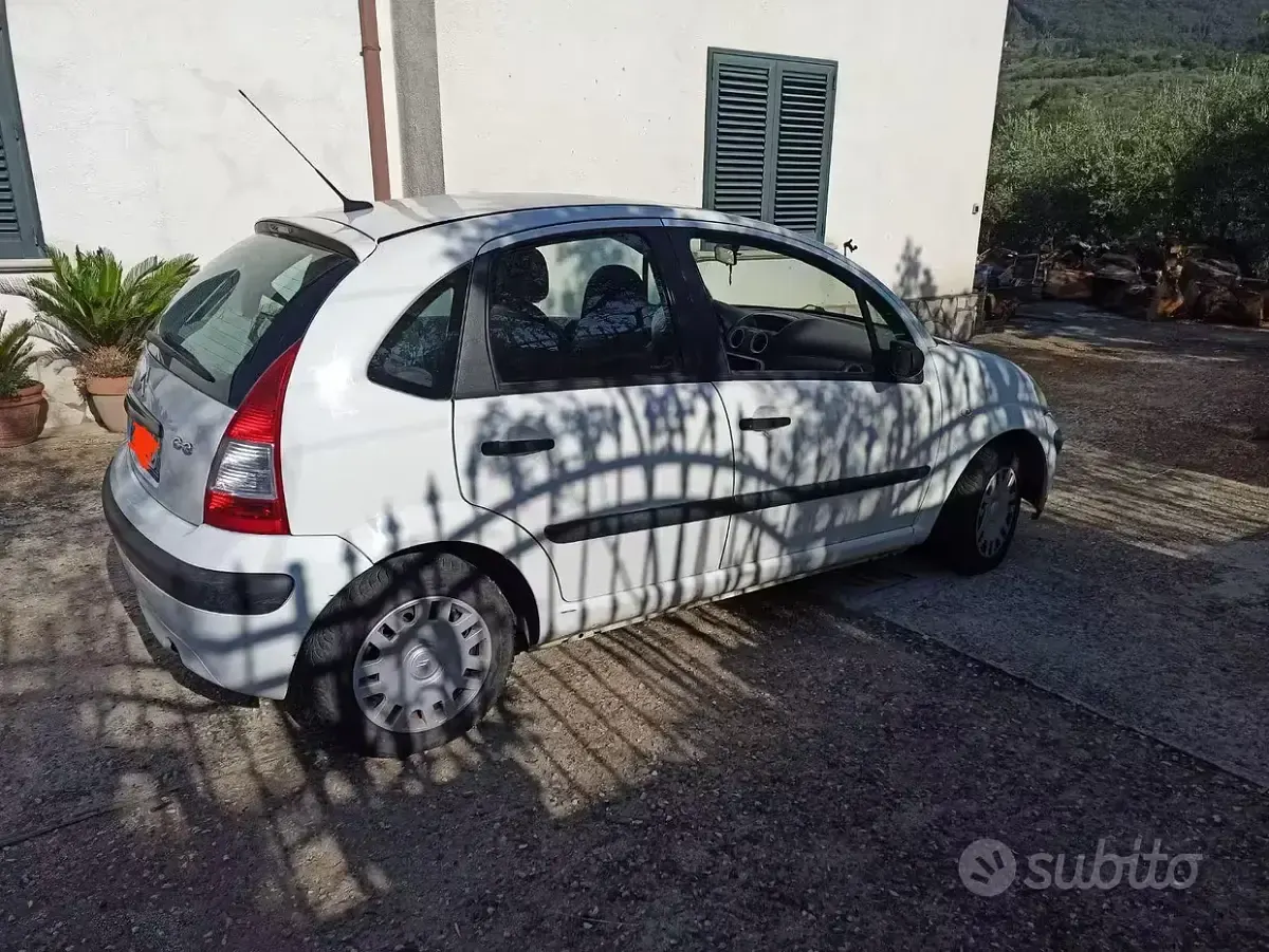 Usata Citroën C3 60 CV (44 kW) 2008 Bianco Berlina