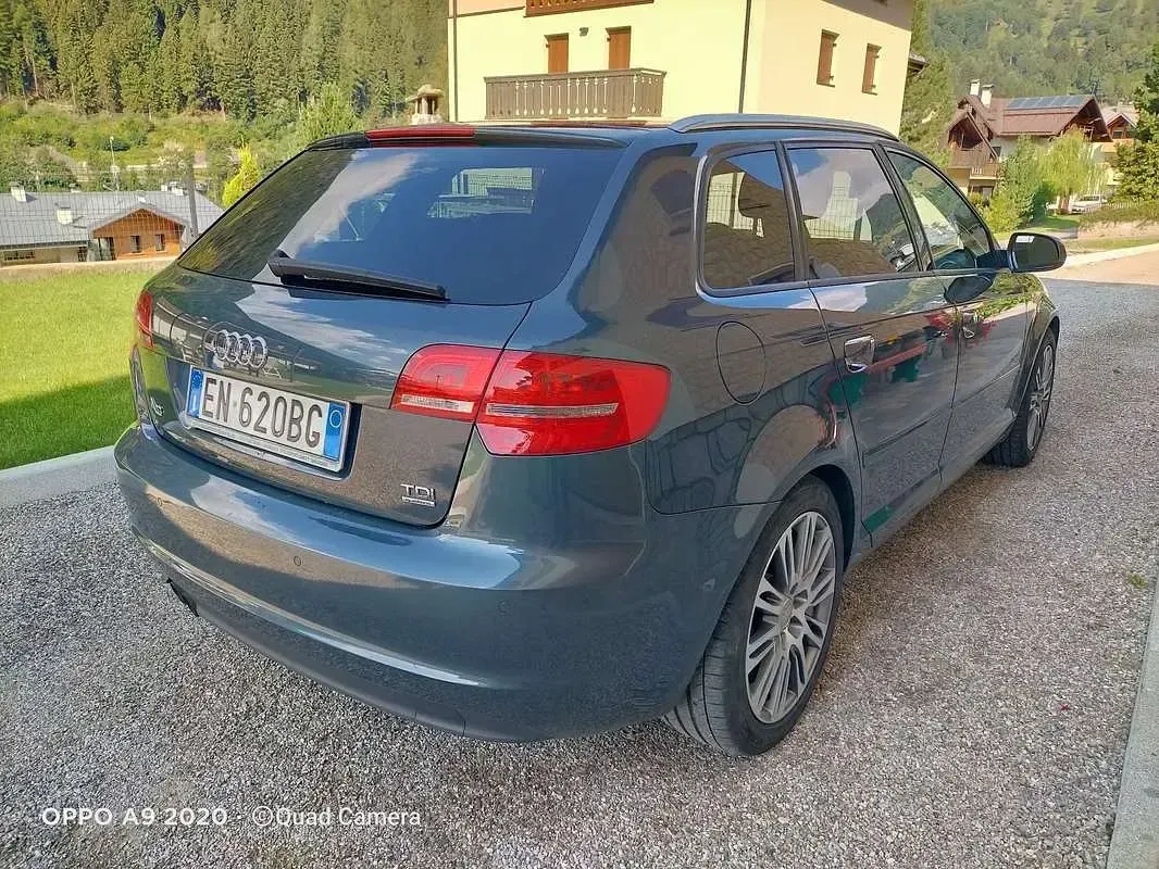 Usata Audi A3 Sportback Ambition 140 CV (102 kW) 2011 Grigio Utilitaria