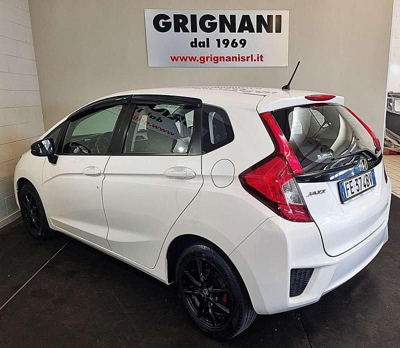 Usata Honda Jazz Trend 102 CV (75 kW) 2016 Bianco Utilitaria