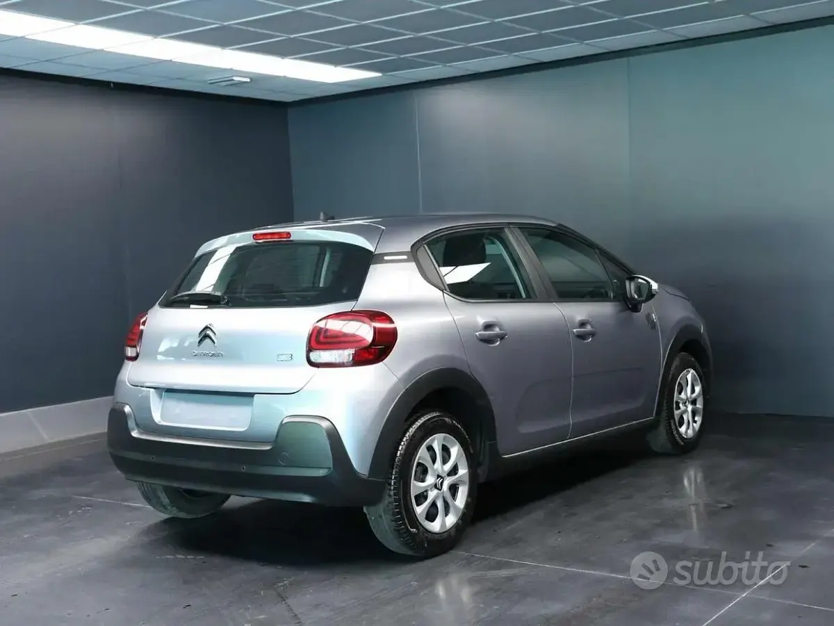 Usata Citroën C3 PureTech 83 CV (61 kW) 2024 Grigio Berlina