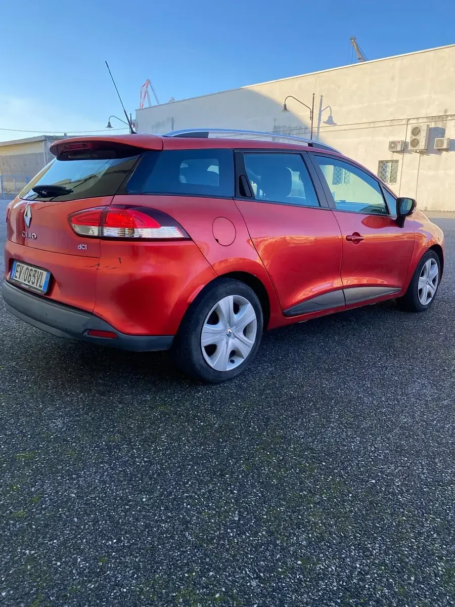 Usata Renault Clio 89 CV (65 kW) 2014 Rosso Station wagon
