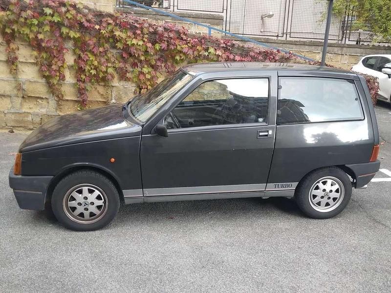 Usata Autobianchi Y10 84 CV (61 kW) 1985 Nero Utilitaria