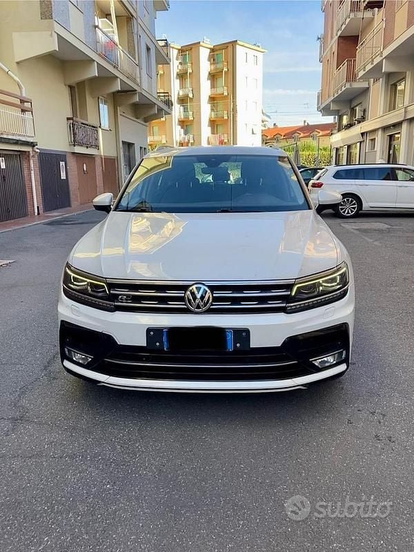 Usata VW Tiguan R-line 150 CV (110 kW) 2017 Bianco SUV