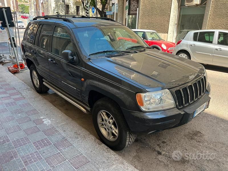 Usata Jeep Grand Cherokee 140 CV (102 kW) 1999 Nero SUV