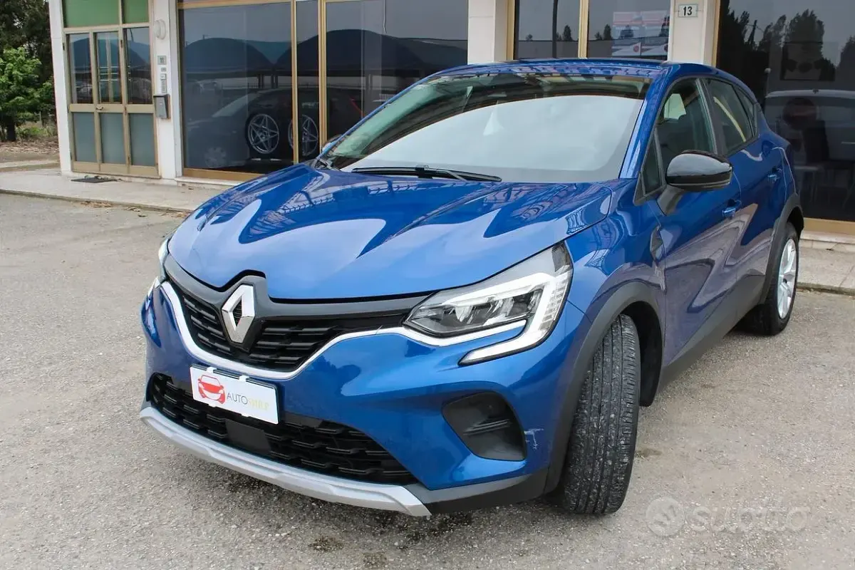 Begagnad Renault Captur Techno 92 HK (67 kW) 2024 Blå SUV