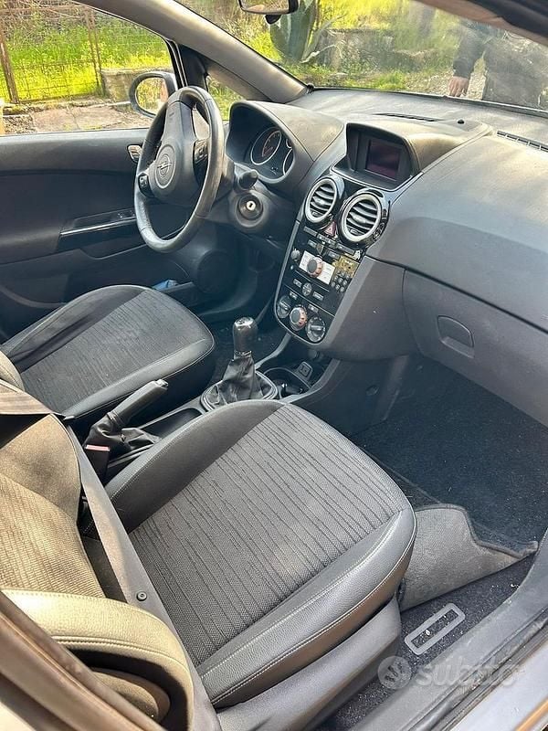 Usata Opel Corsa 2014 Utilitaria